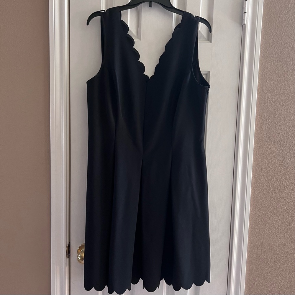 Elegant Black Scalloped Dress